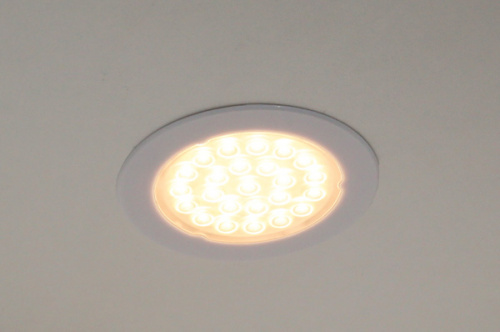  LED Metris V12, 1,6W/12V, 3050-3250K,    18